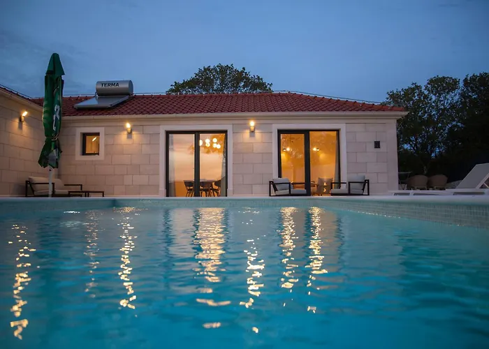 Summer Breeze Villa