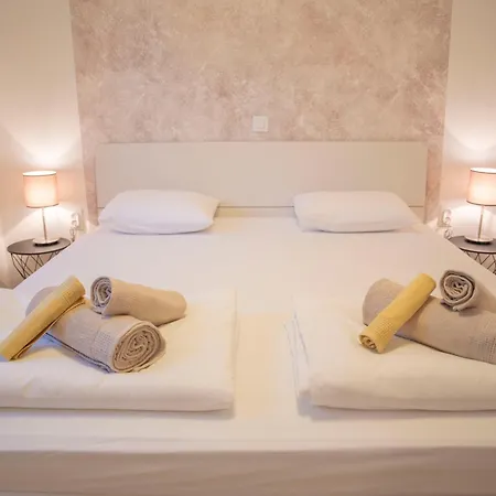 Summer Breeze Villa *